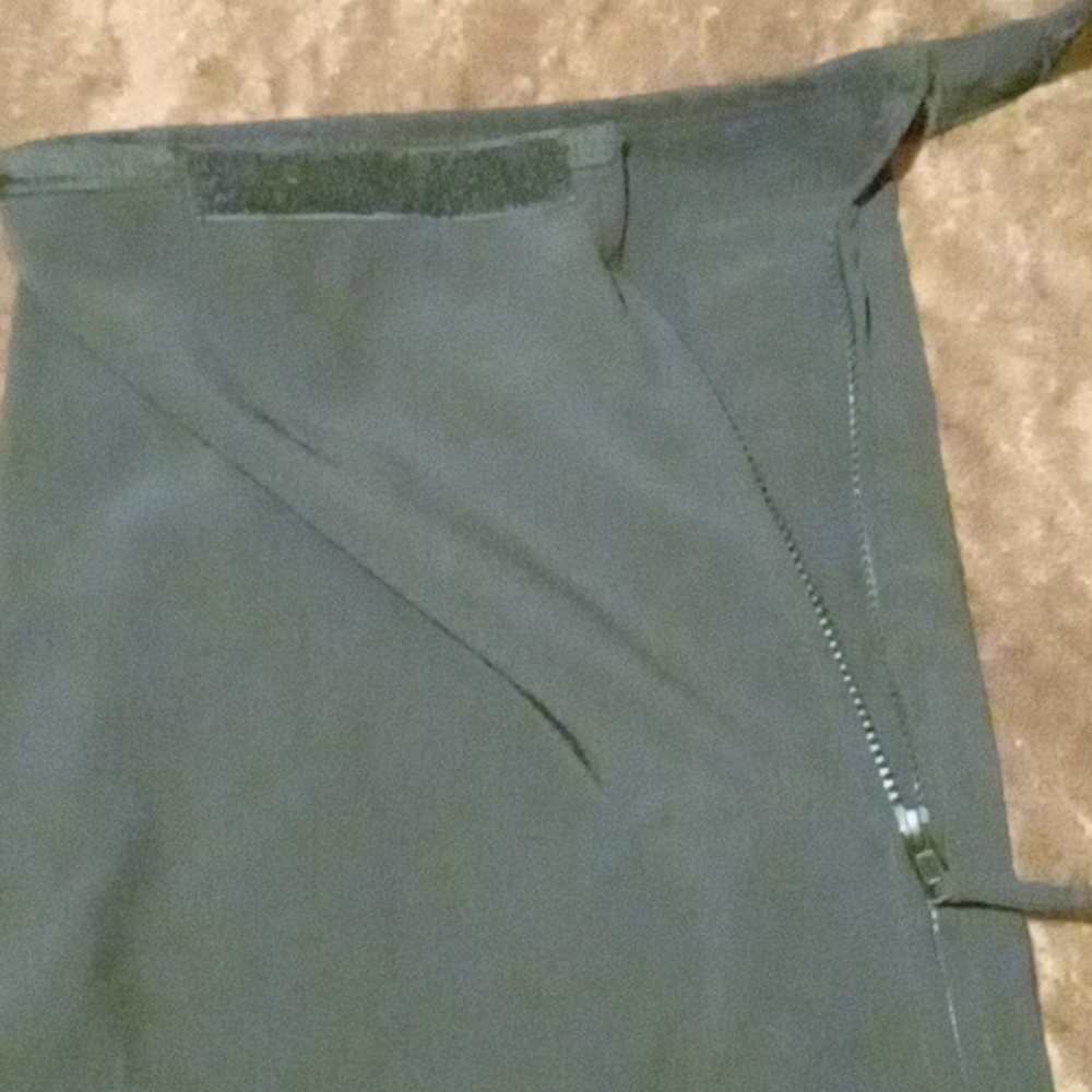 Pants - Picture 2 of 10